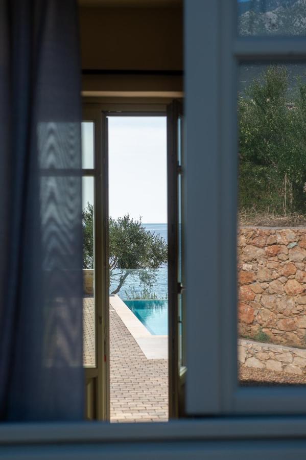 Katergo Luxury Villa