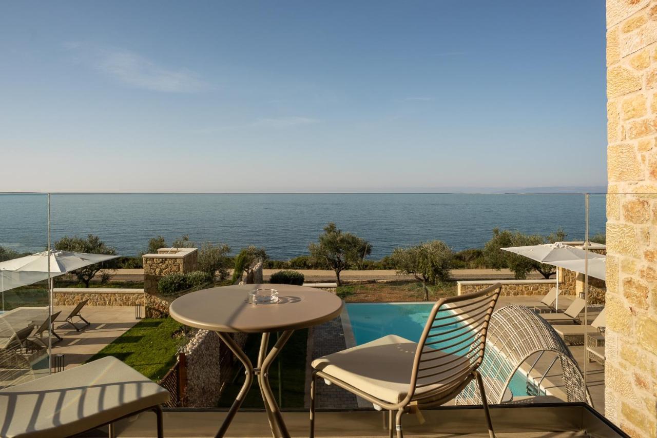 Katergo Luxury Villa Stoúpa